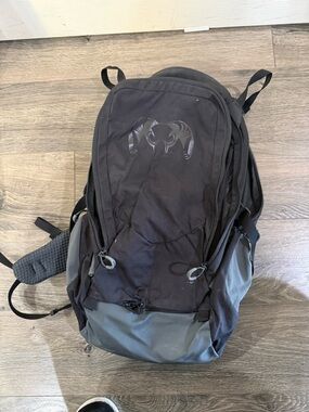 KUIU Black and Gray Tactical Hiking Backpack